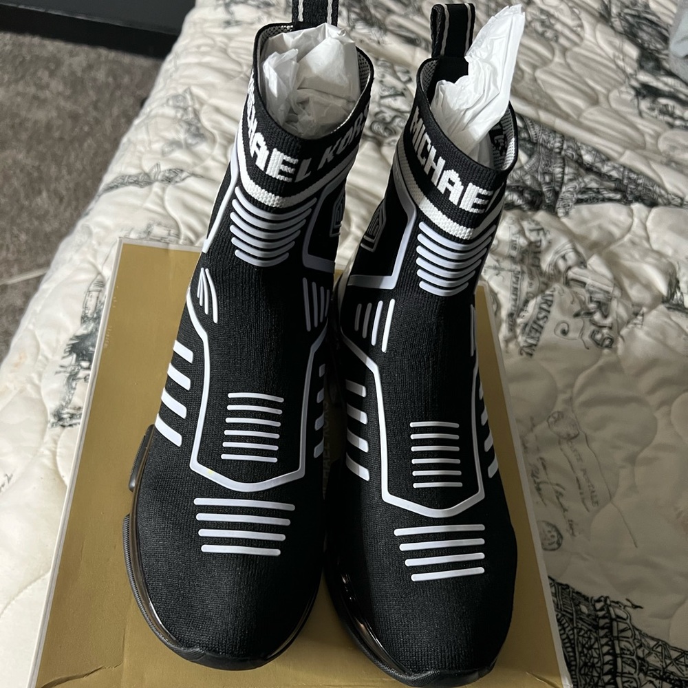 Women's Black Kendra Stretch-knit Sock Sneaker